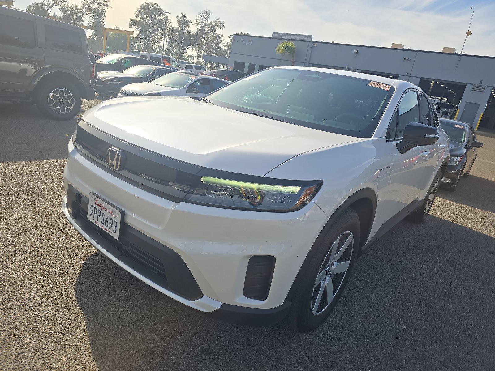 Used 2024 Honda Prologue EX image 4