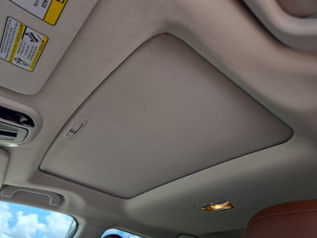 Certified 2021 Subaru Outback Touring XT AWD/4WD image 16