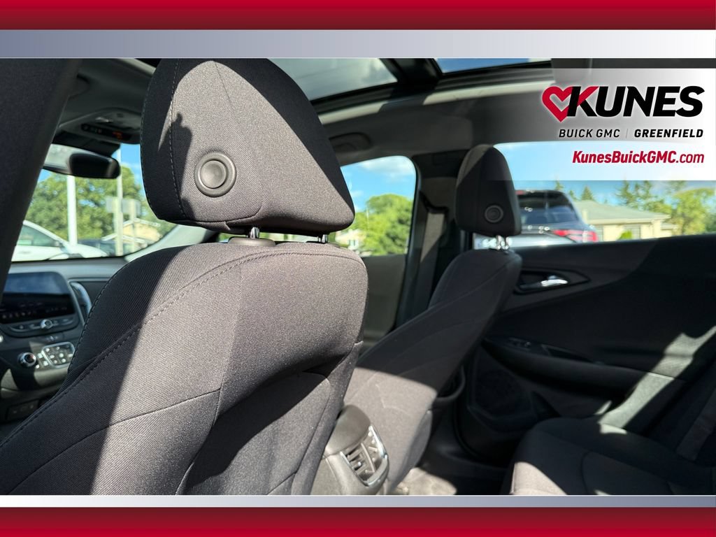 Used 2024 Chevrolet Malibu LT FWD image 32