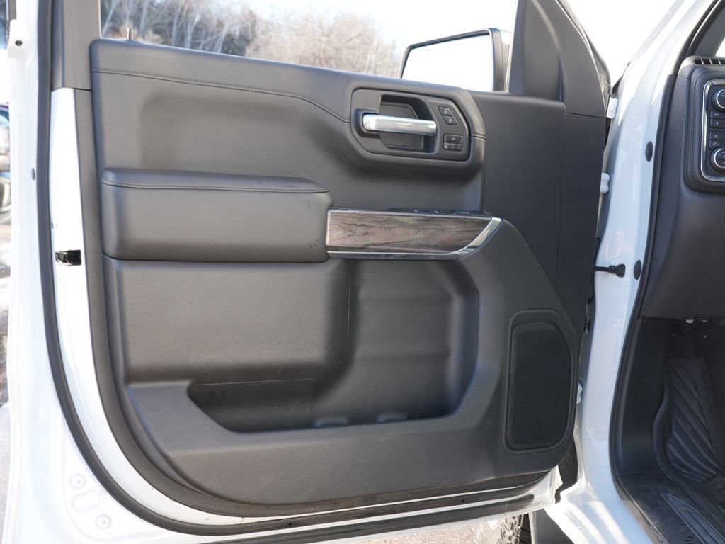 Used 2021 Chevrolet Silverado 1500 LTZ image 14