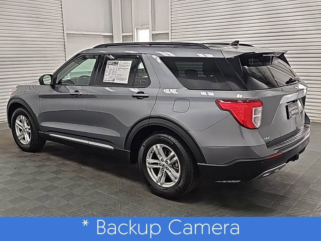 Used 2022 Ford Explorer XLT w/ Equipment Group 202A image 6