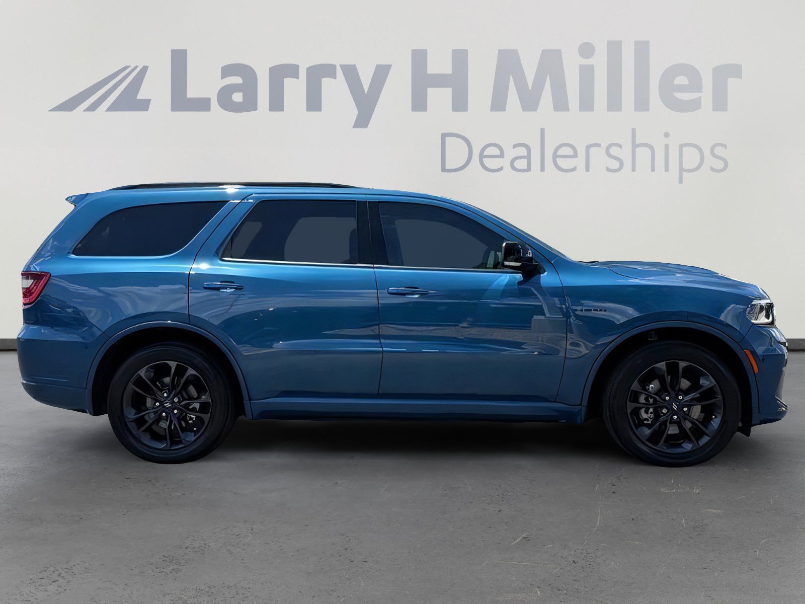 Used 2025 Dodge Durango R/T AWD/4WD image 7