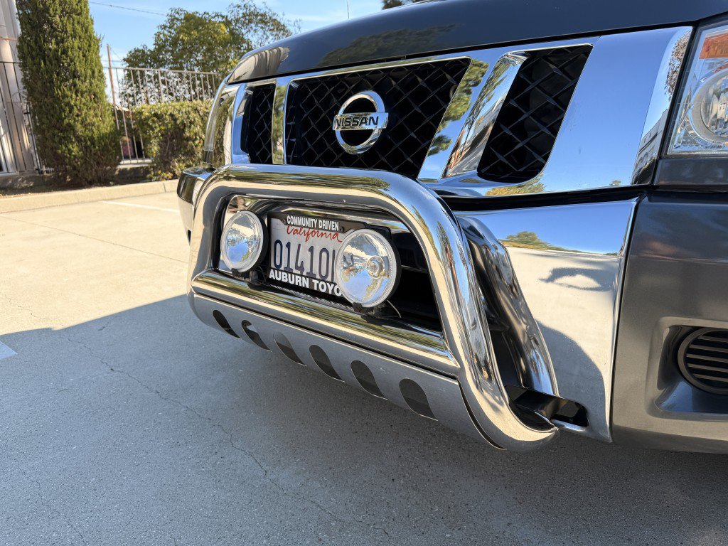 Used 2012 Nissan Titan SV image 10