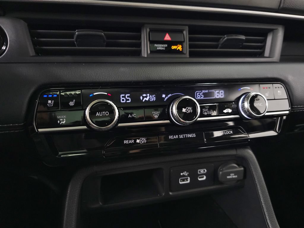 Used 2025 Honda Pilot Elite image 31
