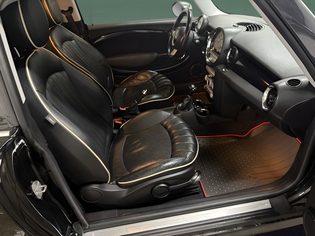 Used 2010 MINI Cooper Clubman Hardtop FWD image 15