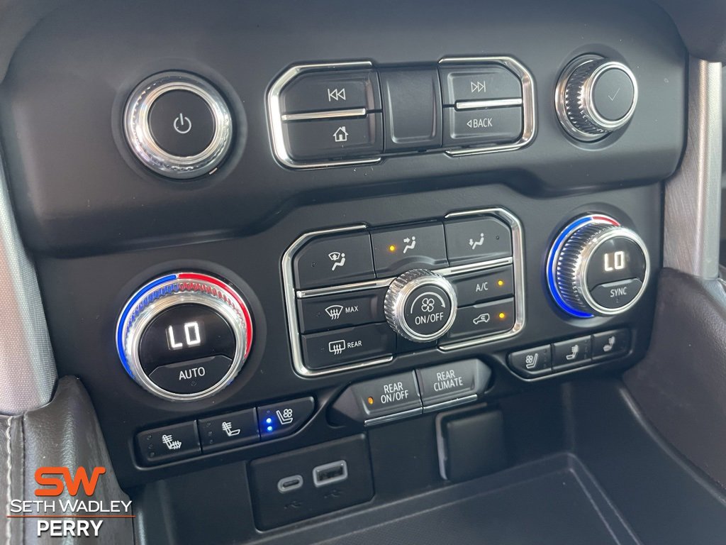 Used 2023 GMC Yukon SLT w/ SLT Luxury Package image 23