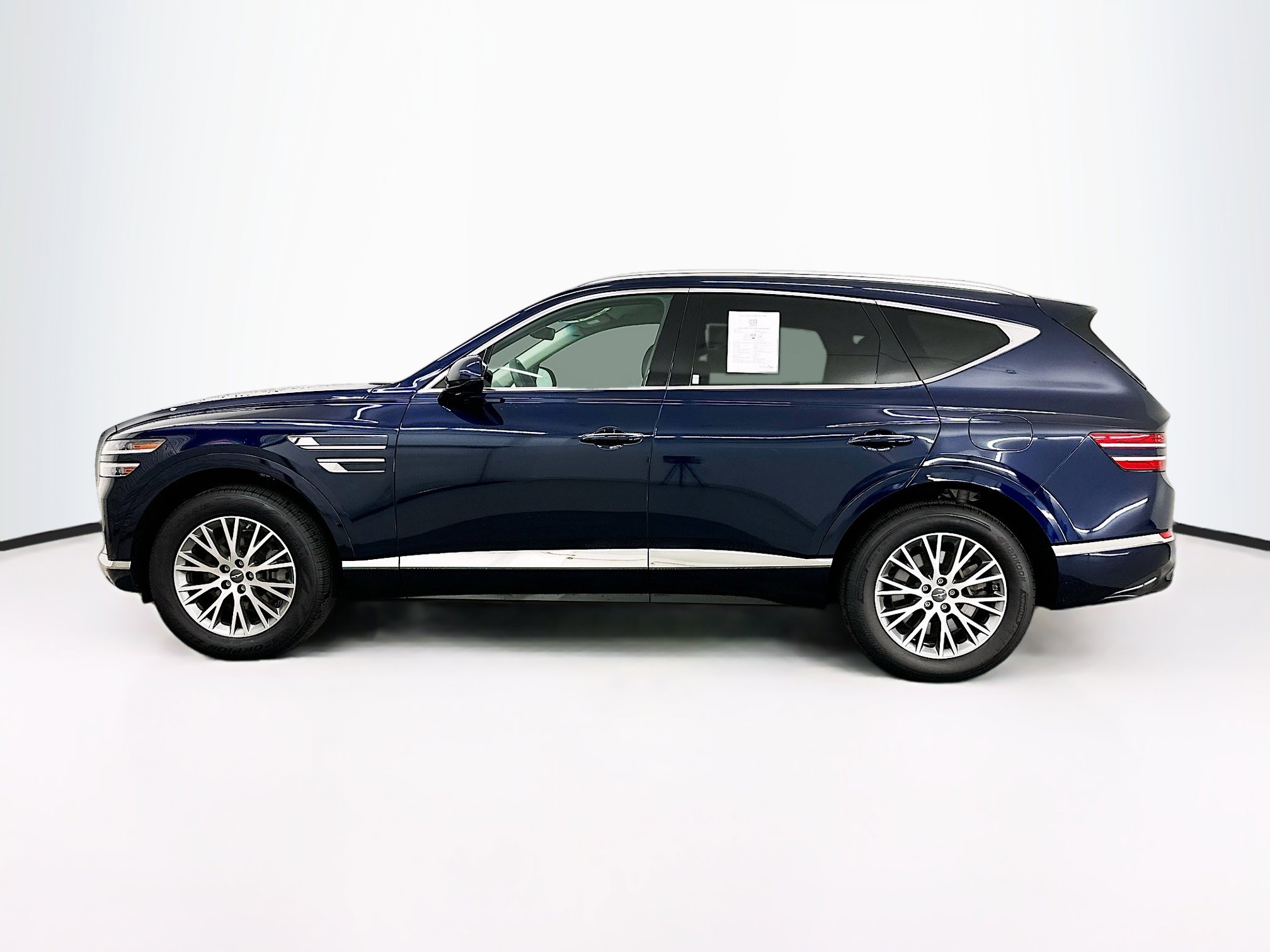 Used 2024 Genesis GV80 2.5T image 4