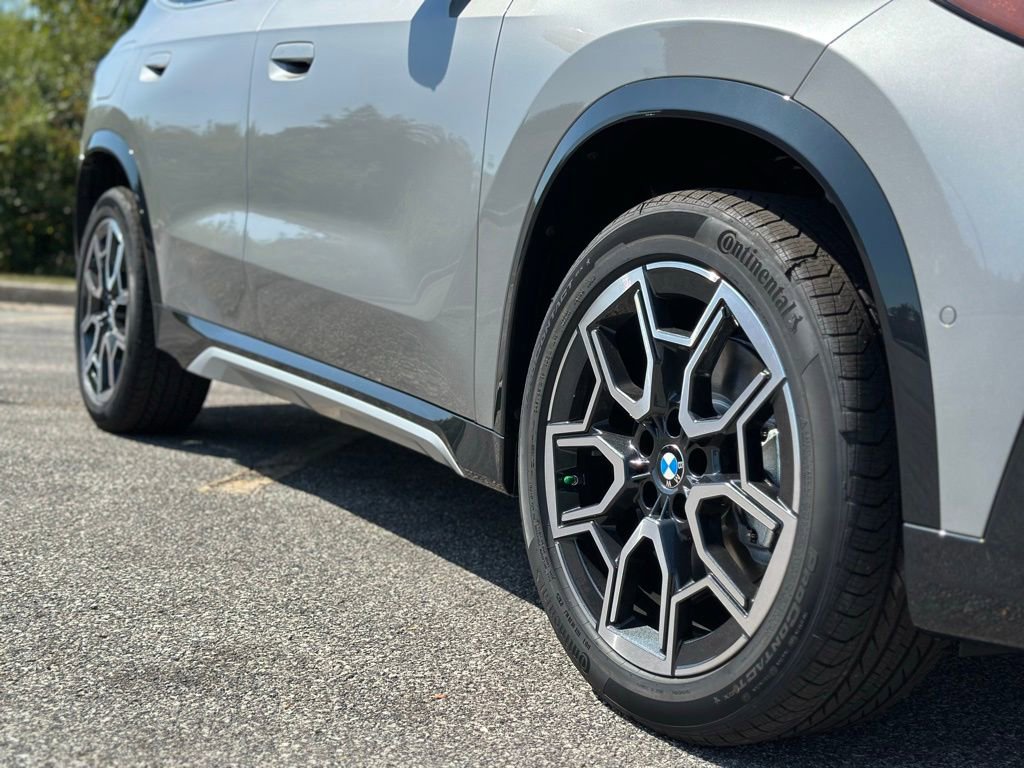 New 2026 BMW X1 xDrive28i w/ Technology Package AWD/4WD image 9