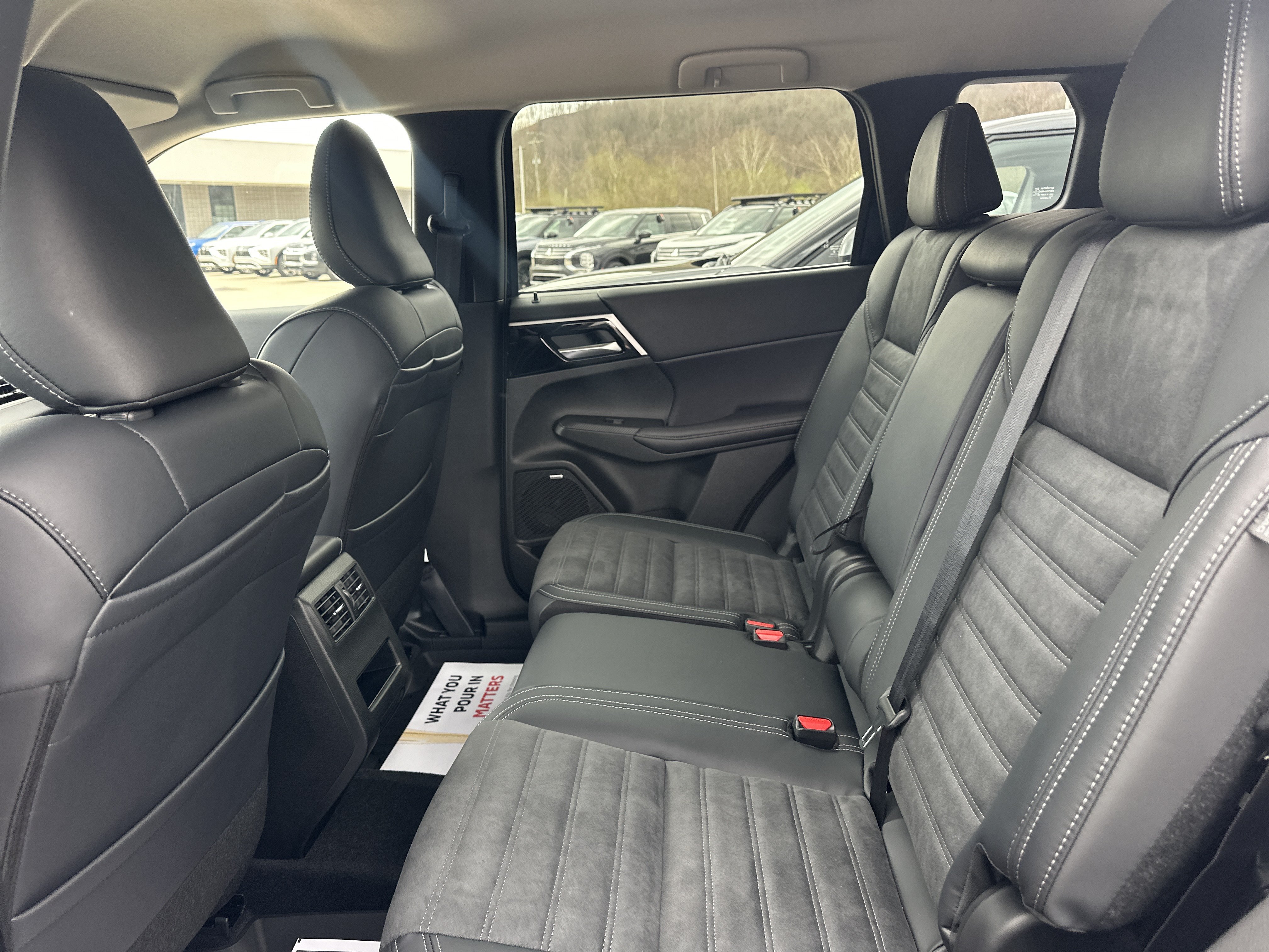 New 2026 Mitsubishi Outlander SE AWD/4WD image 19