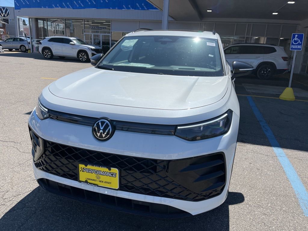 New 2026 Volkswagen Tiguan SE R-Line image 29