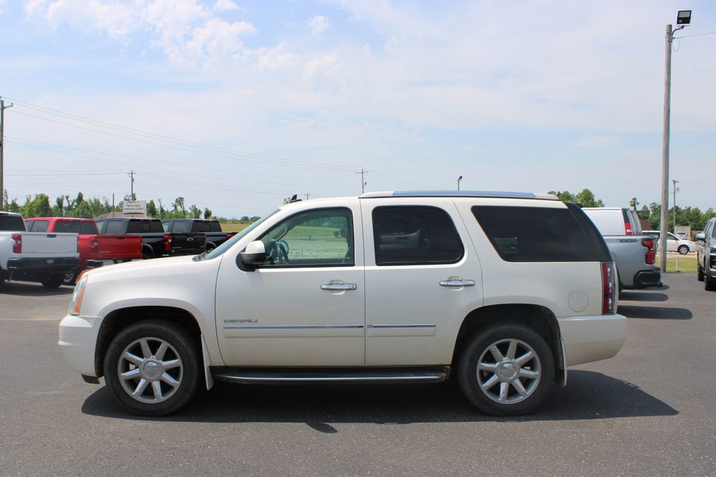 Used 2013 GMC Yukon Denali AWD/4WD image 6