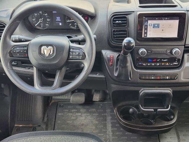 Used 2025 RAM ProMaster 2500 w/ Convenience Group image 28