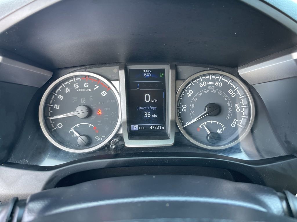 Certified 2022 Toyota Tacoma SR5 w/ SR5 Appearance Package (SM) image 10