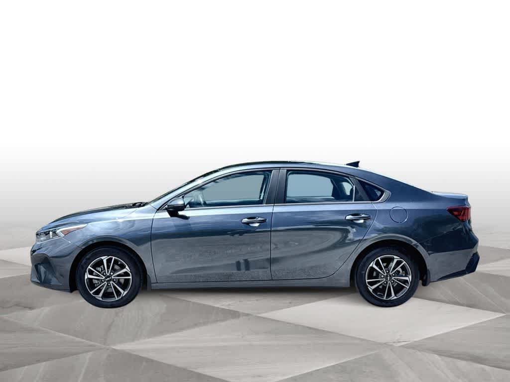 Used 2024 Kia Forte LXS FWD image 5