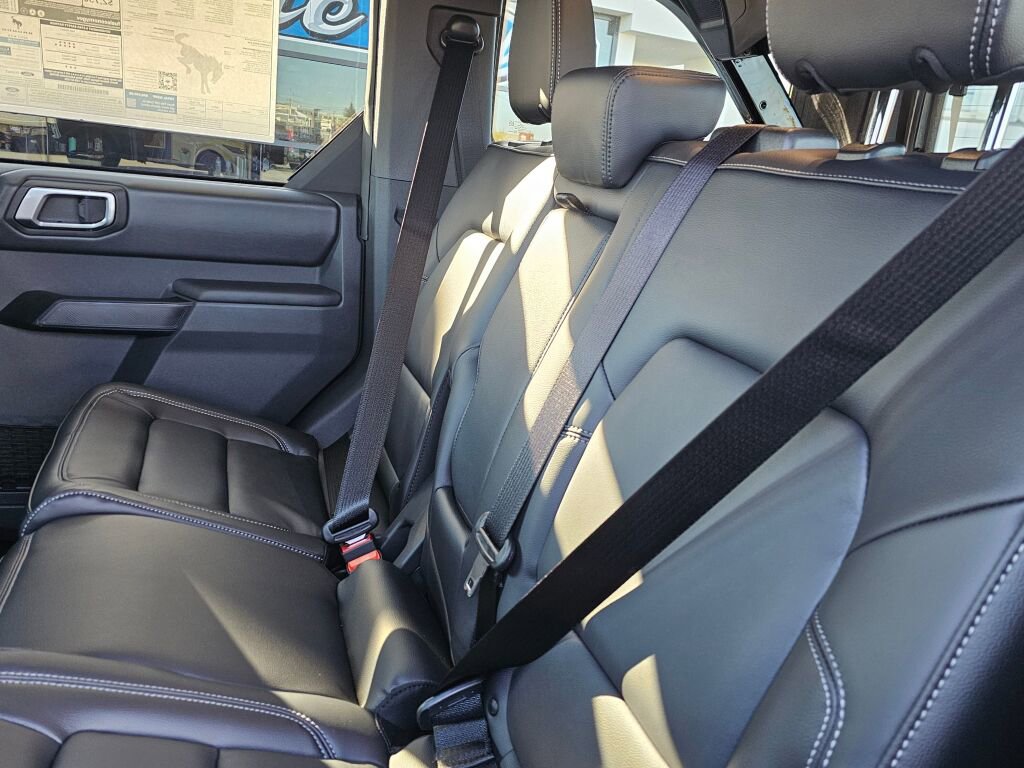 New 2026 Ford Bronco Outer Banks AWD/4WD image 10
