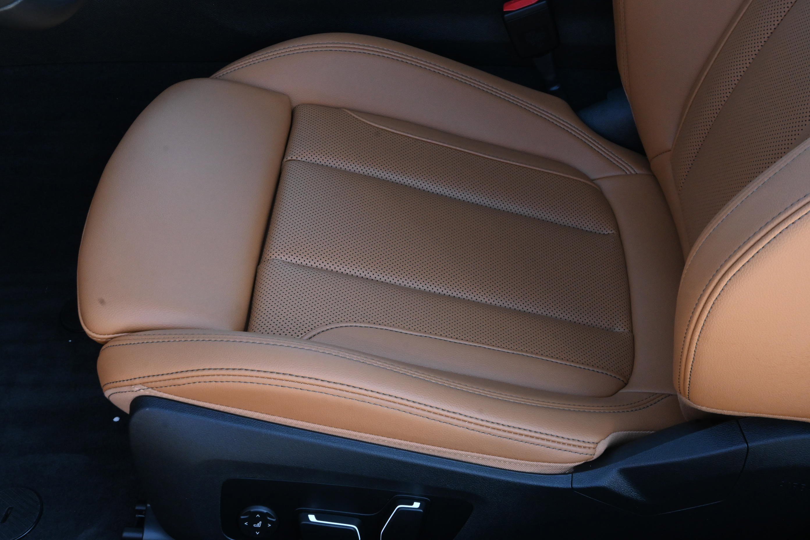 Certified 2025 BMW M440i Coupe image 30