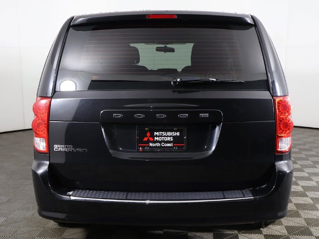 Used 2016 Dodge Grand Caravan American Value Package FWD image 7