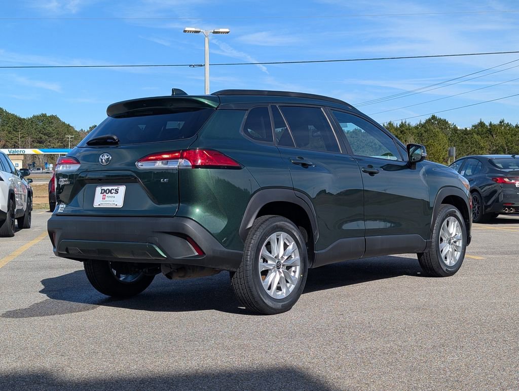 Used 2022 Toyota Corolla Cross LE image 5