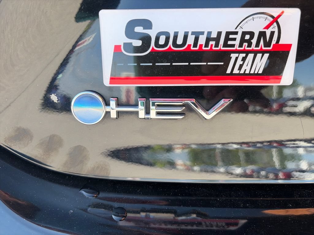 Used 2025 Toyota Camry SE FWD image 33