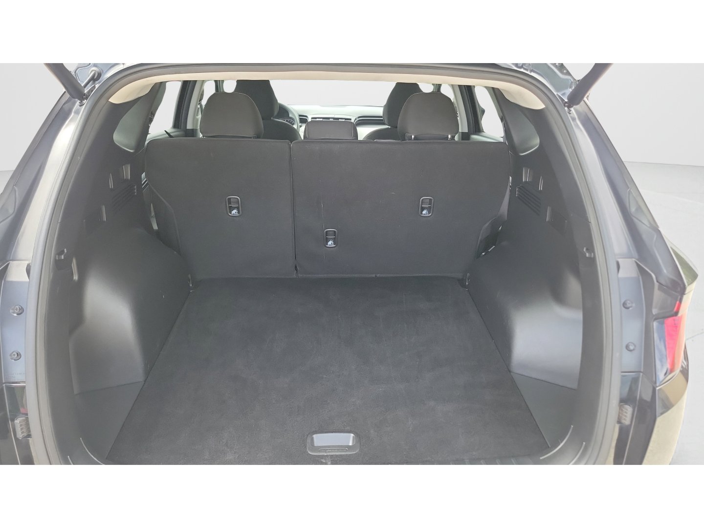 Certified 2024 Hyundai Tucson SEL FWD image 9