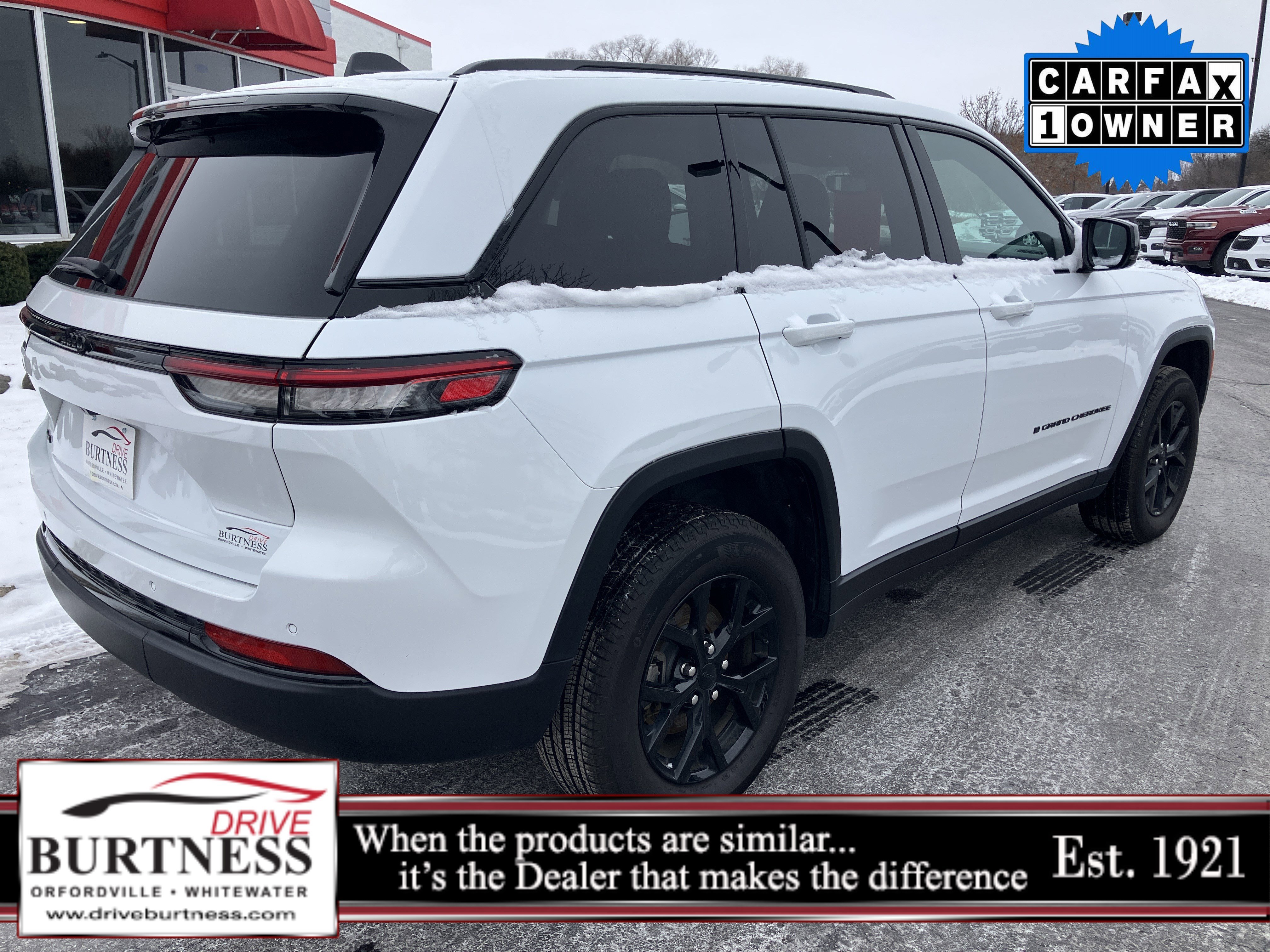 Used 2024 Jeep Grand Cherokee Altitude image 22