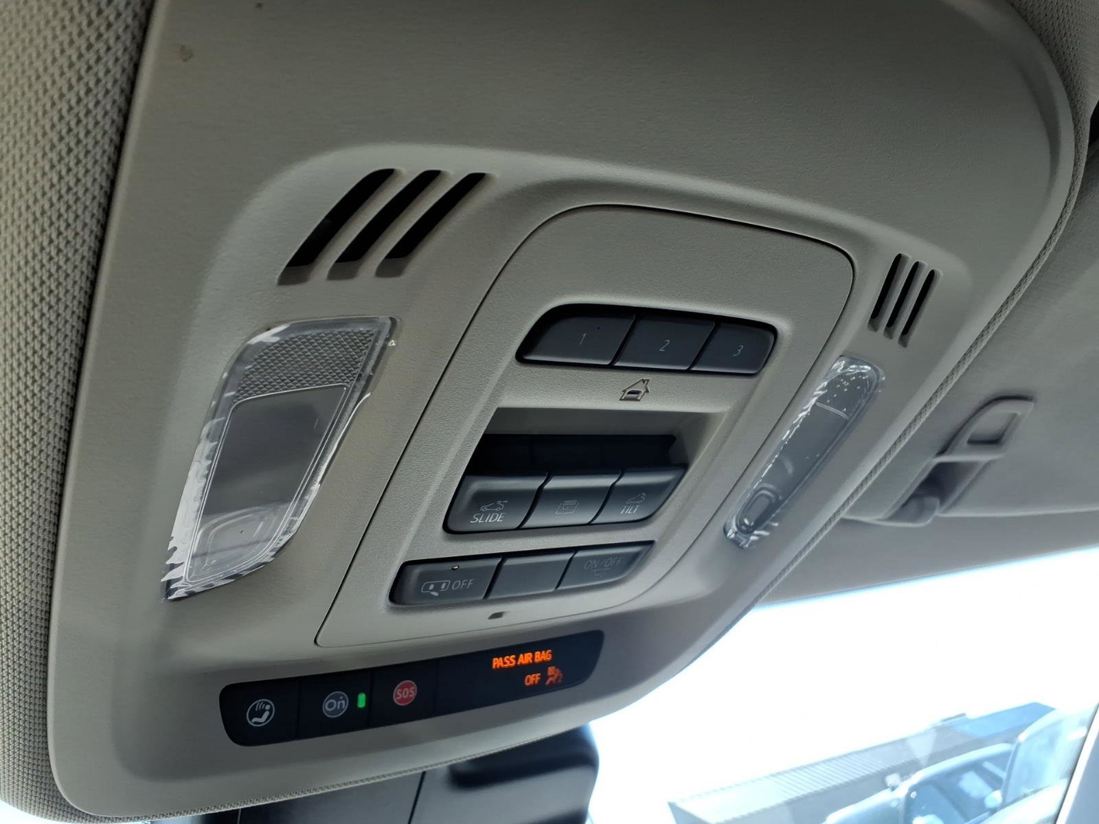 Certified 2023 Buick Envision Avenir image 35