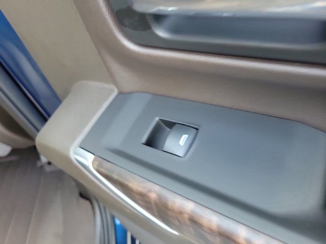 Used 2022 GMC Sierra 2500 Denali w/ Denali Ultimate Package image 12