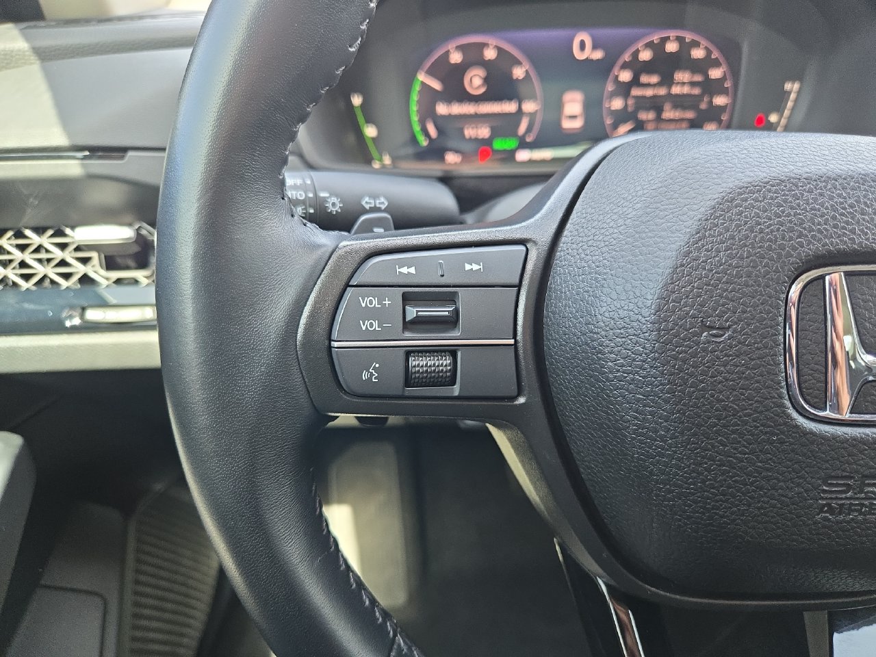 Used 2026 Honda Accord EX-L image 17
