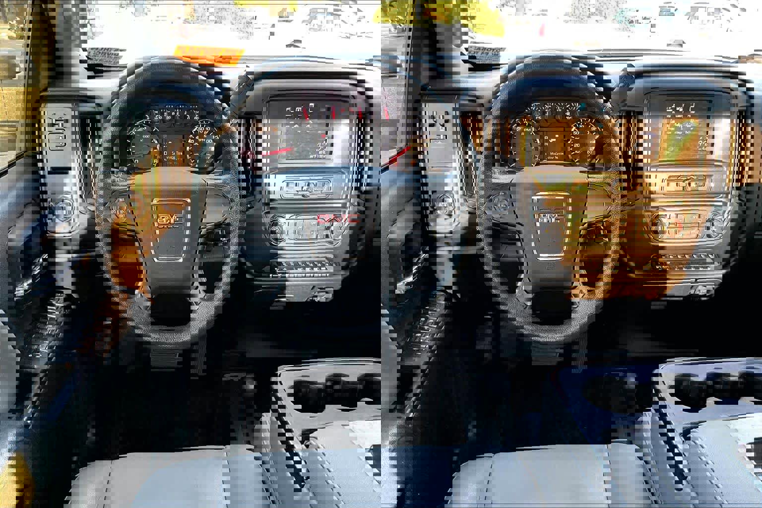 Used 2018 GMC Sierra 2500 4x4 Crew Cab w/ Sierra Convenience Package image 5