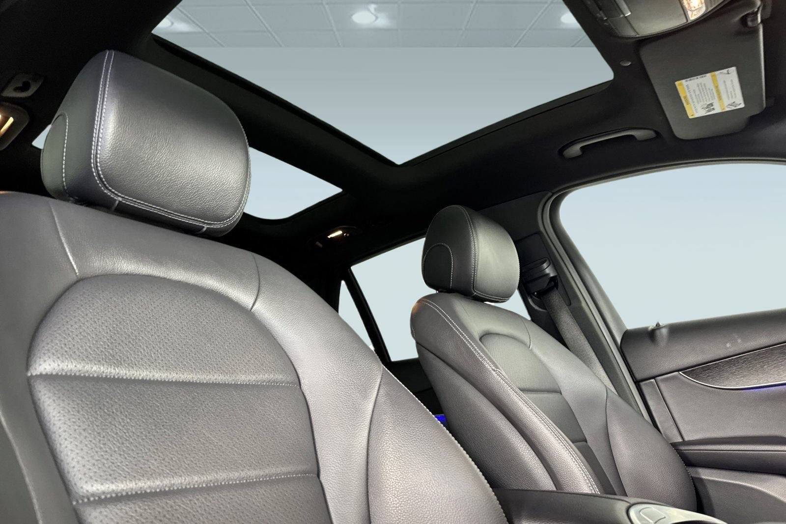 Used 2021 Mercedes-Benz GLC 300 4MATIC image 14