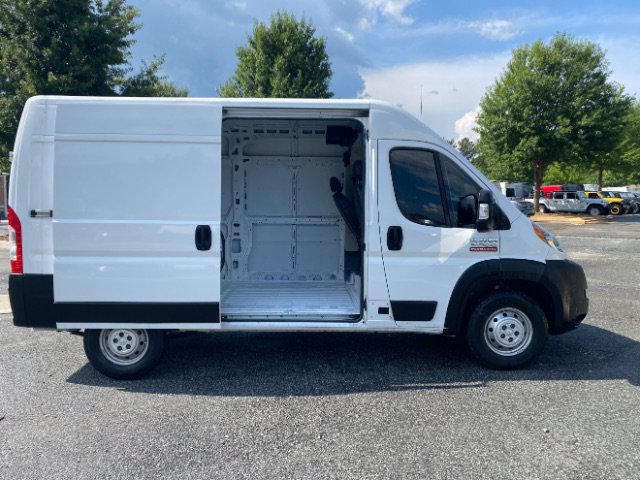 Used 2019 RAM ProMaster 2500 FWD image 4