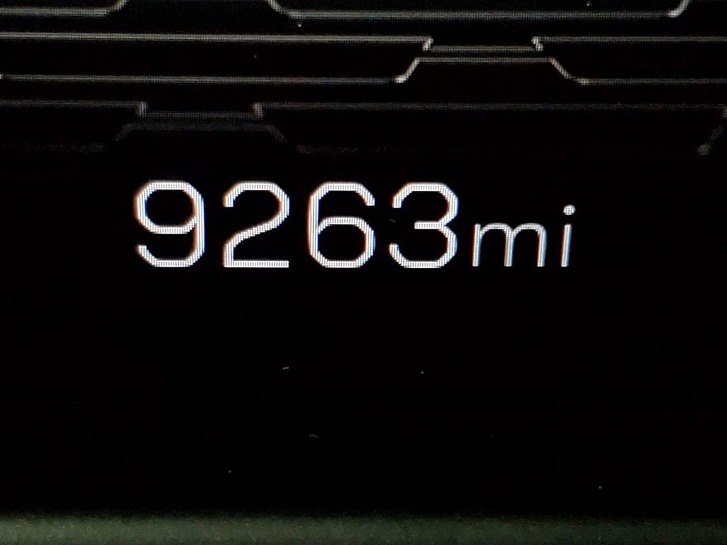 Used 2025 GMC Acadia Elevation image 14