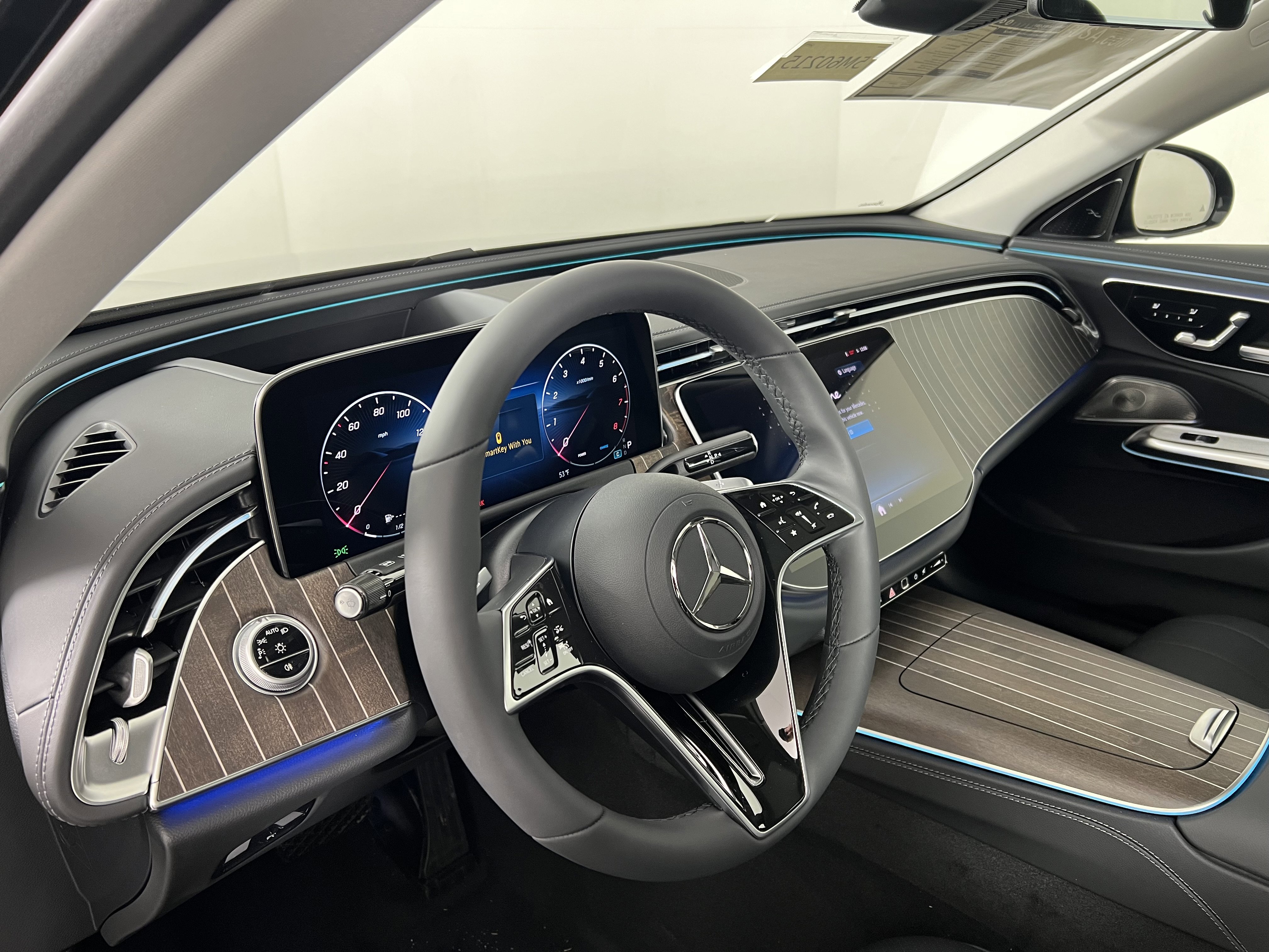 New 2026 Mercedes-Benz E 350 4MATIC Sedan image 18