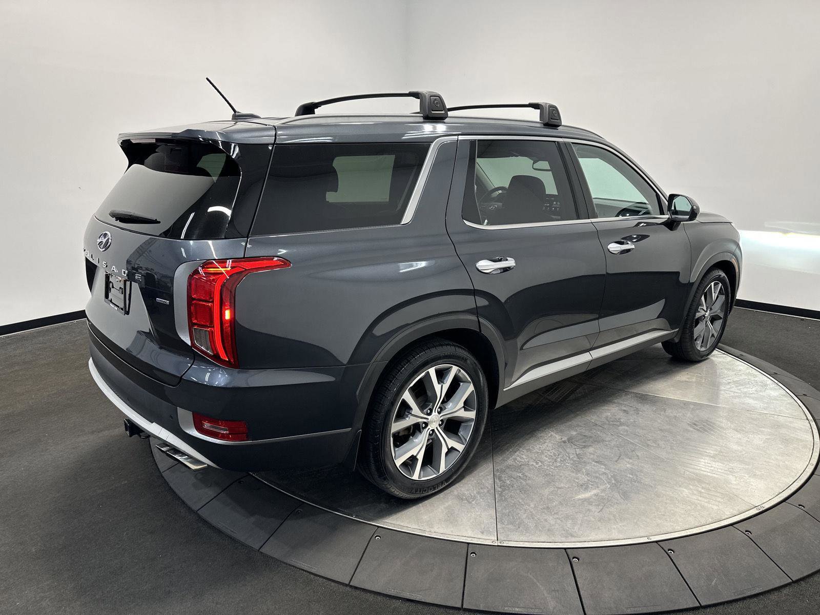 Used 2020 Hyundai Palisade SEL w/ Premium Package AWD/4WD image 7