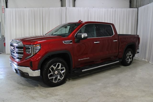 Used 2024 GMC Sierra 1500 SLT w/ SLT Premium Plus Package AWD/4WD image 26