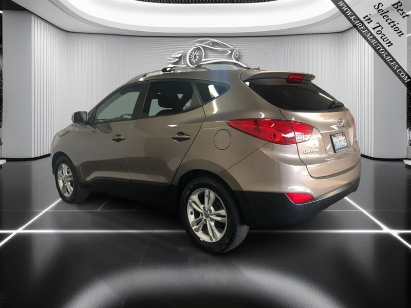 Used 2012 Hyundai Tucson GLS FWD image 7