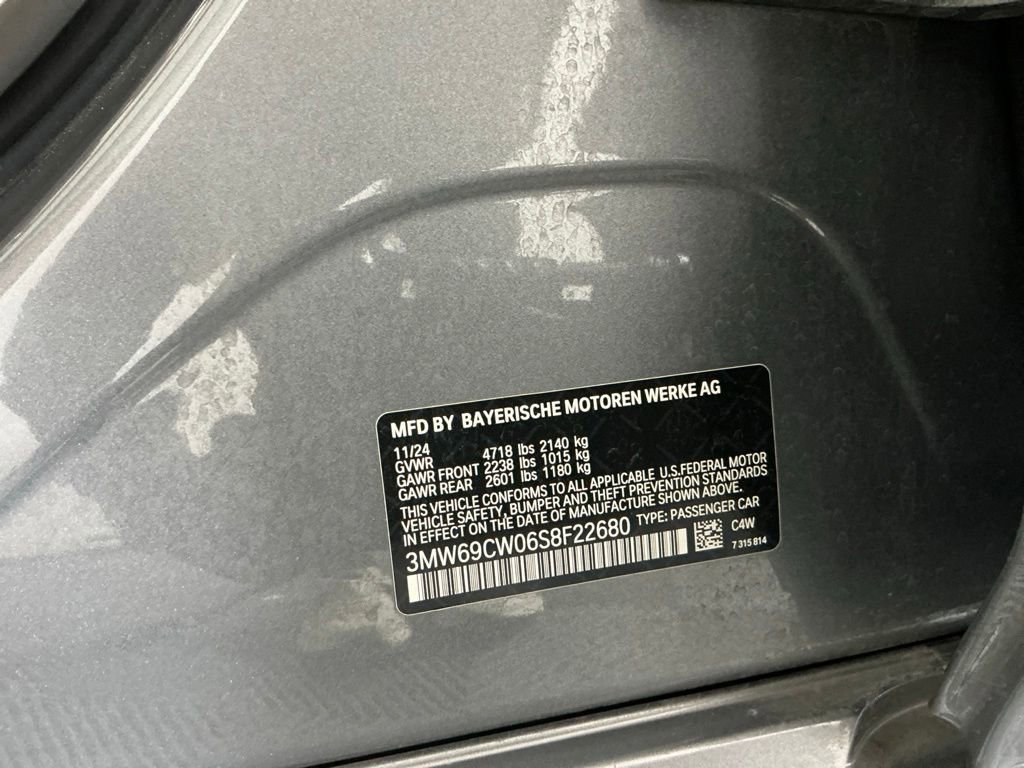 Certified 2025 BMW 330i Sedan w/ Convenience Package RWD image 32