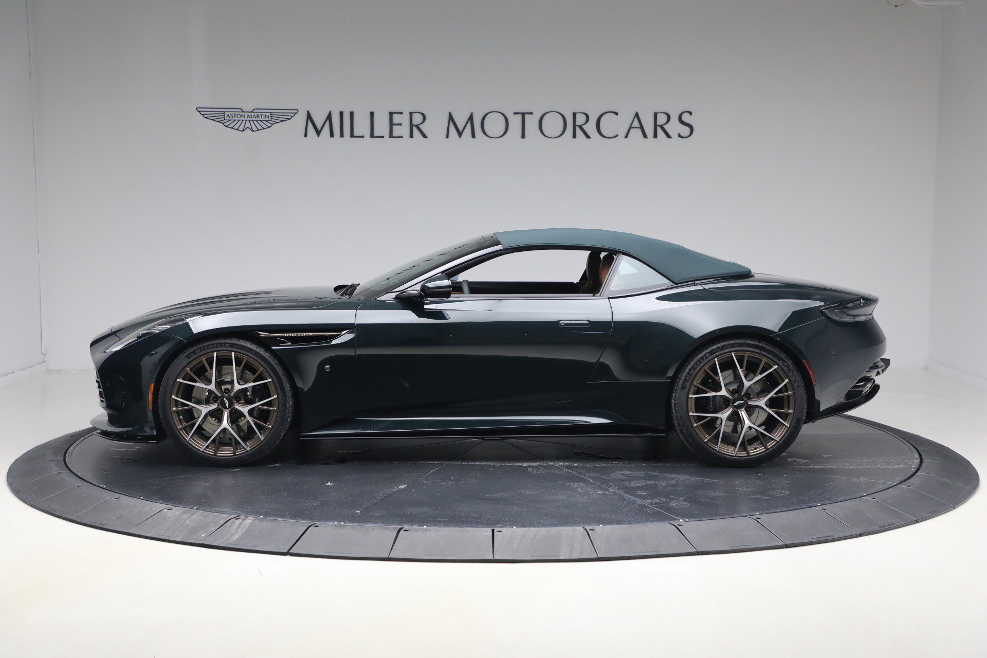 New 2026 Aston Martin DB12 Convertible RWD image 15
