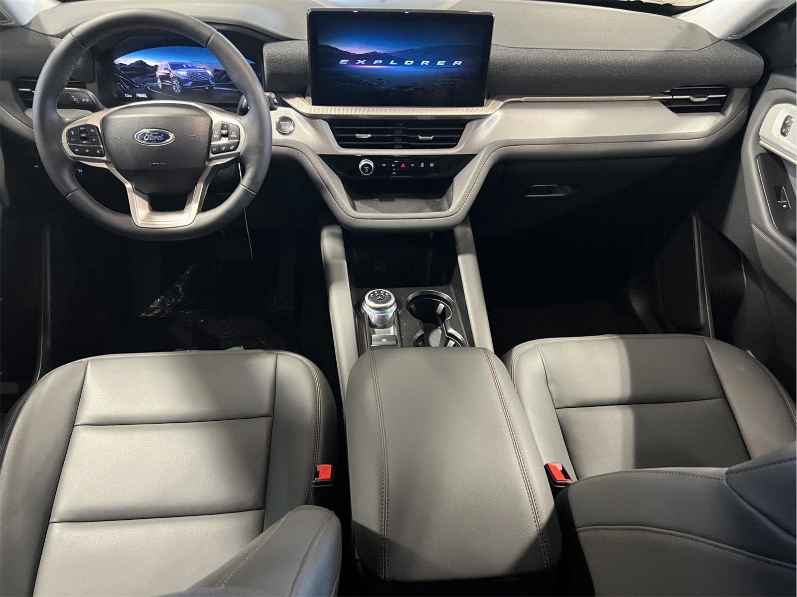 New 2026 Ford Explorer Active w/ Active Comfort Package AWD/4WD image 16