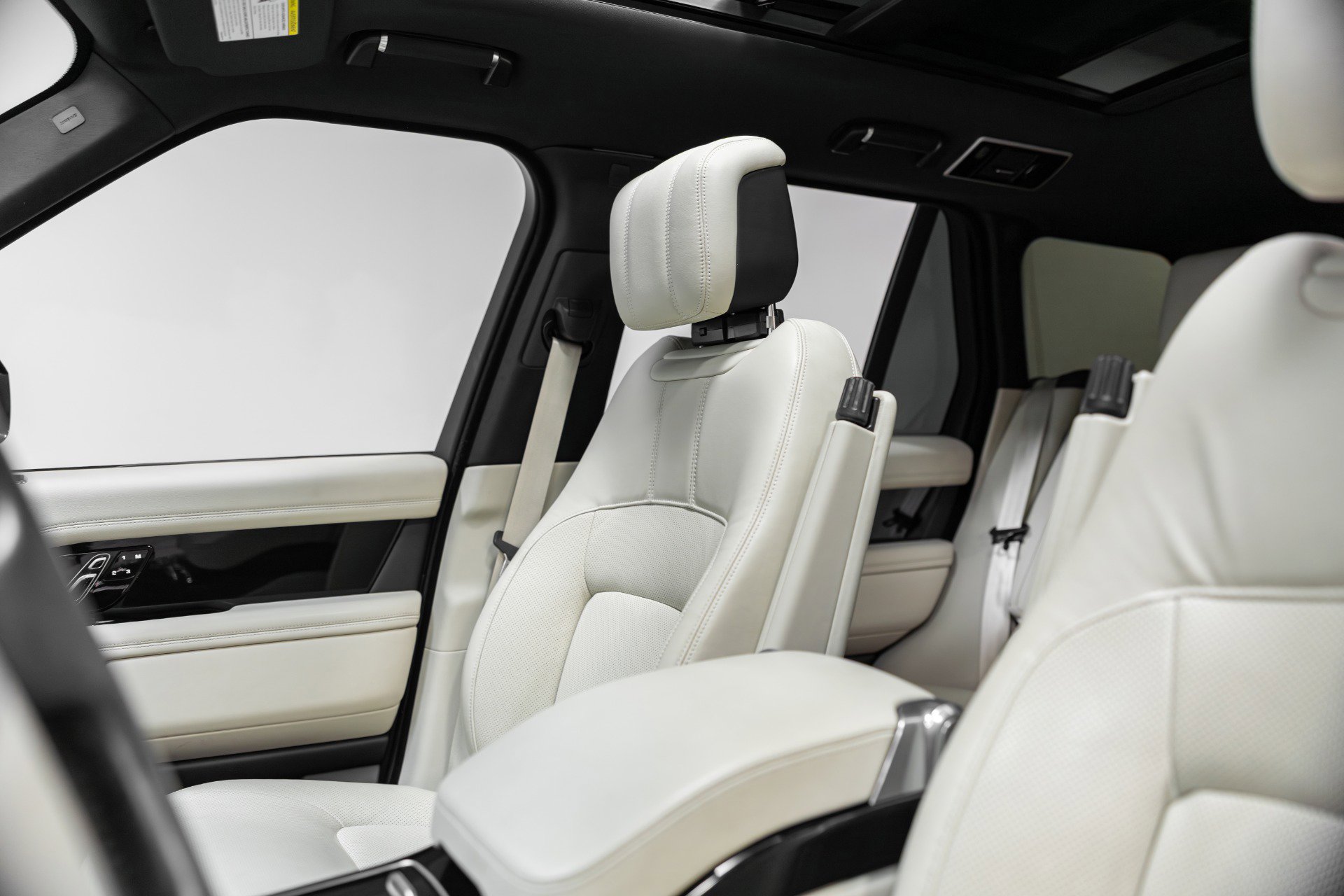 Used 2021 Land Rover Range Rover Westminster Edition image 11