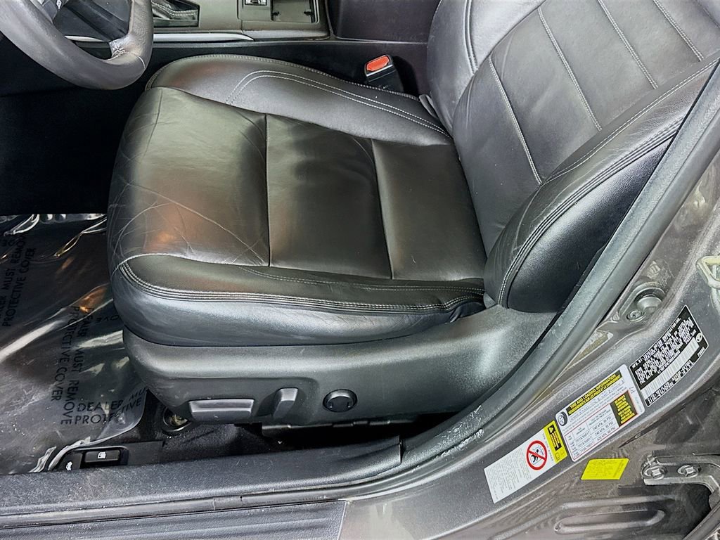 Used 2017 Toyota Camry XLE w/ Moonroof Package image 22