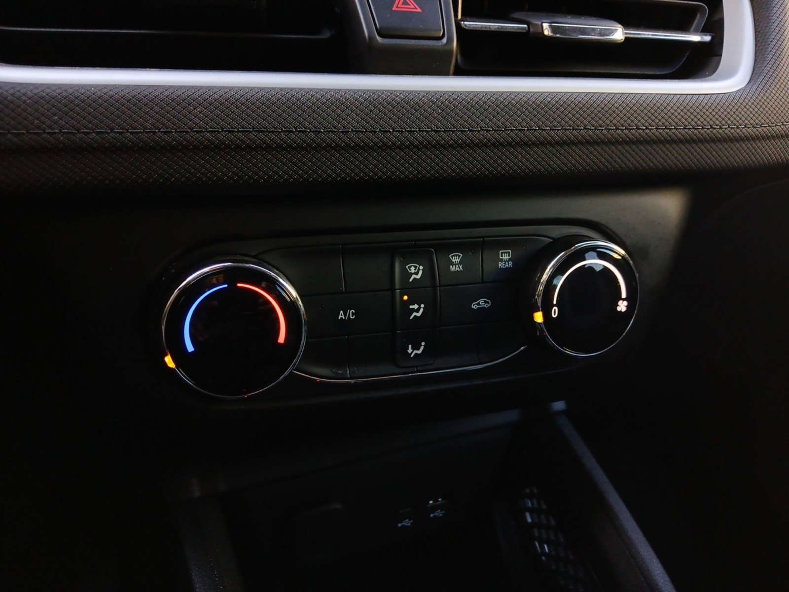 Used 2025 Chevrolet TrailBlazer LS w/ LS Confidence Package image 21