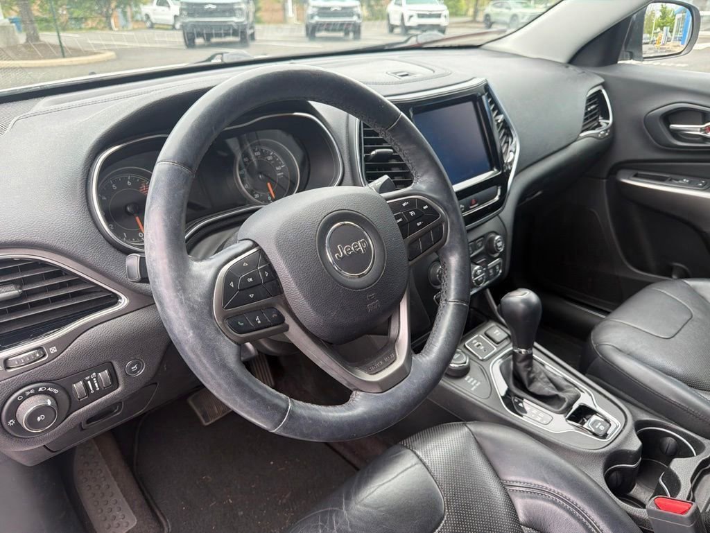 Used 2019 Jeep Cherokee Limited AWD/4WD image 7