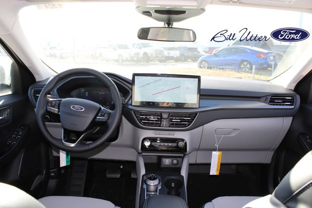 New 2025 Ford Escape SE image 10