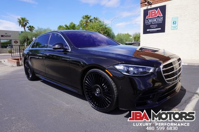 Used 2022 Mercedes-Benz S 580 4MATIC Sedan image 2
