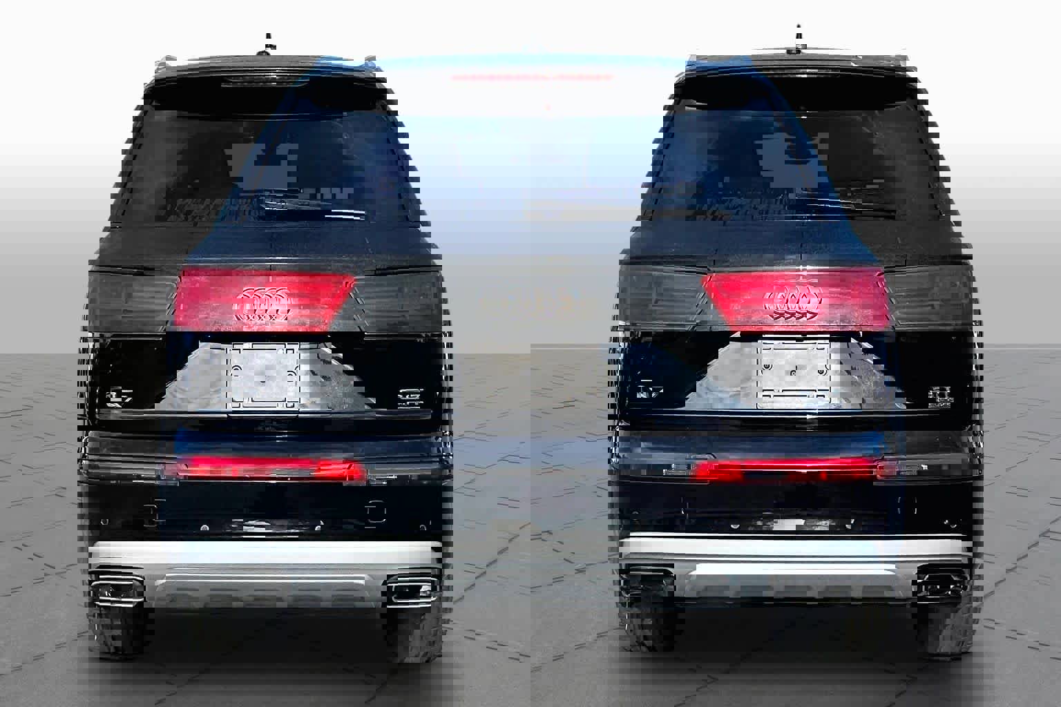 Used 2017 Audi Q7 3.0T Prestige image 5