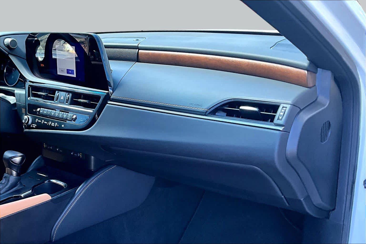 Used 2025 Lexus ES 350 w/ Premium Package FWD image 19