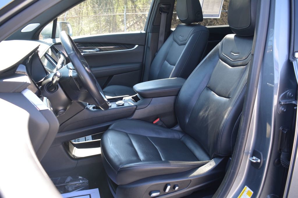 Used 2020 Cadillac XT6 Premium Luxury image 10