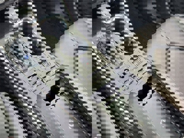 Used 2020 Toyota Highlander XLE image 15