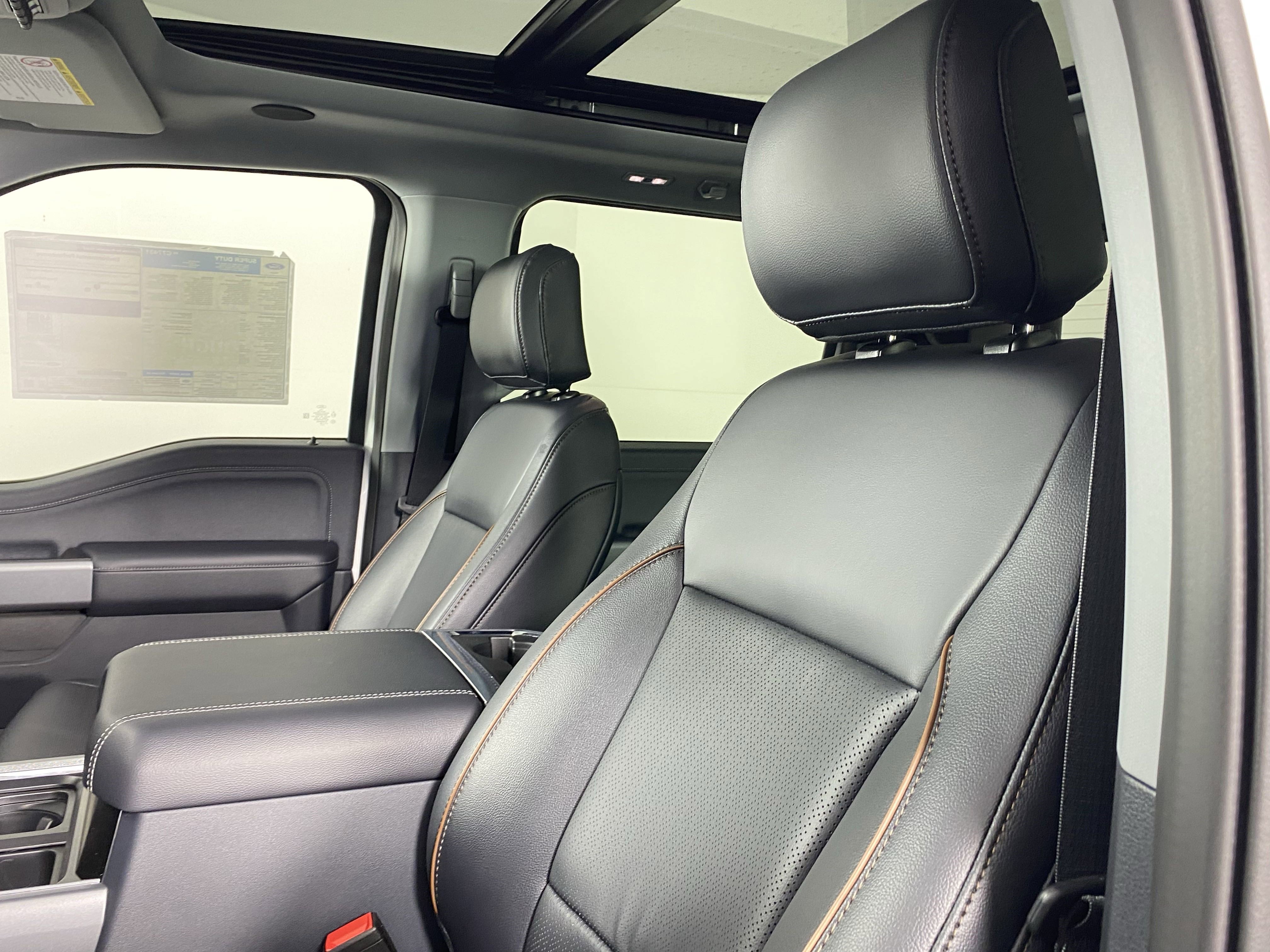 New 2025 Ford F250 Lariat w/ Lariat Ultimate Package image 18